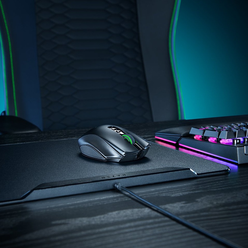 Razer Naga V3 Pro Wireless/BT/Wired MMO Gaming Mouse, 5K DPI, Up to 280 Hours (BT) Battery life, Gen-4 Optical Mouse Switches - Black